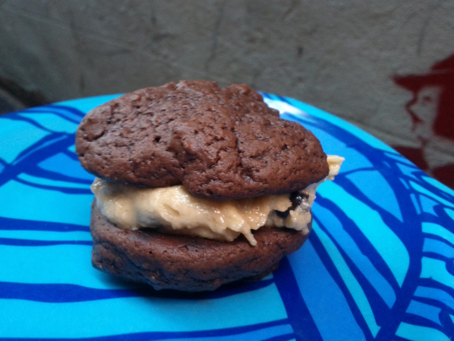 Vegan Cookie Dough Whoopie Pie